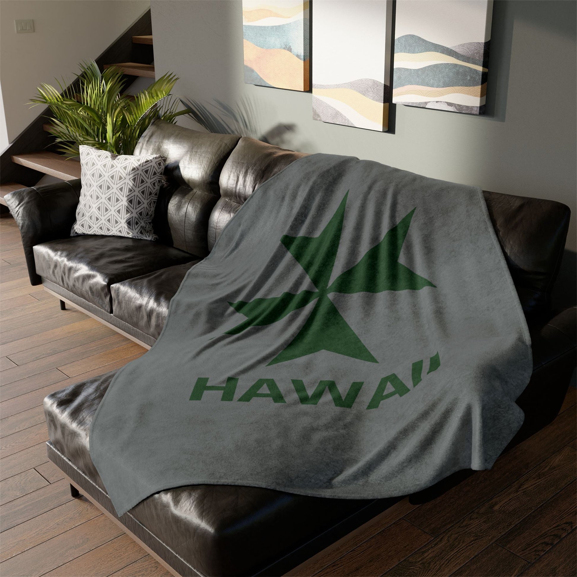 Hawaii cadre of The Military & Hospitaller Throw Blanket - Dark Grey - O'ahu Surf Company